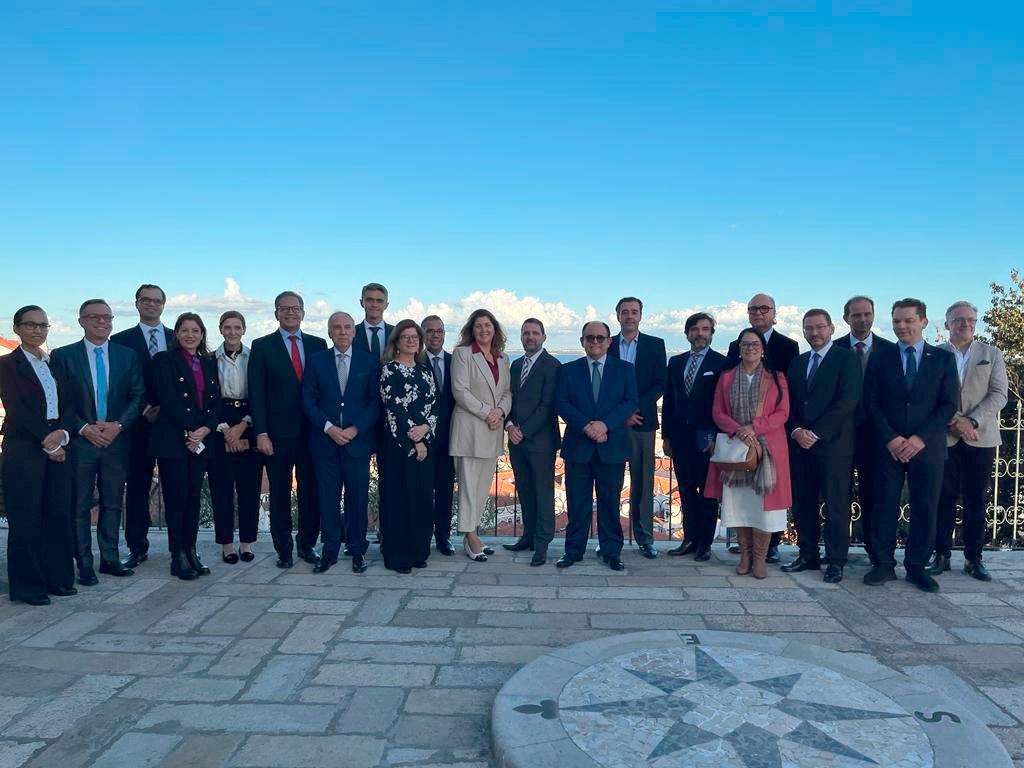 Seminário Diálogos Luso-Brasileiros, em parceria com a Faculdade de Direito da Universidade de Lisboa, em Portugal