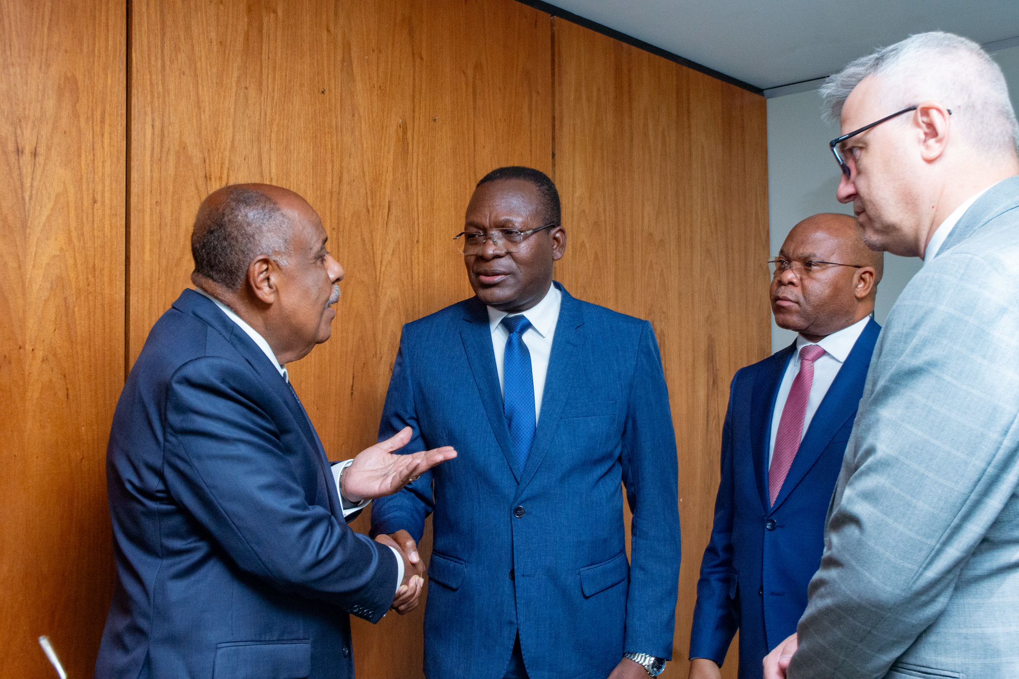 Criação centro de formaçao Angola