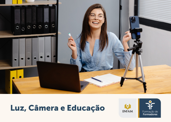 250808_Materia_Luz-camera-educacao