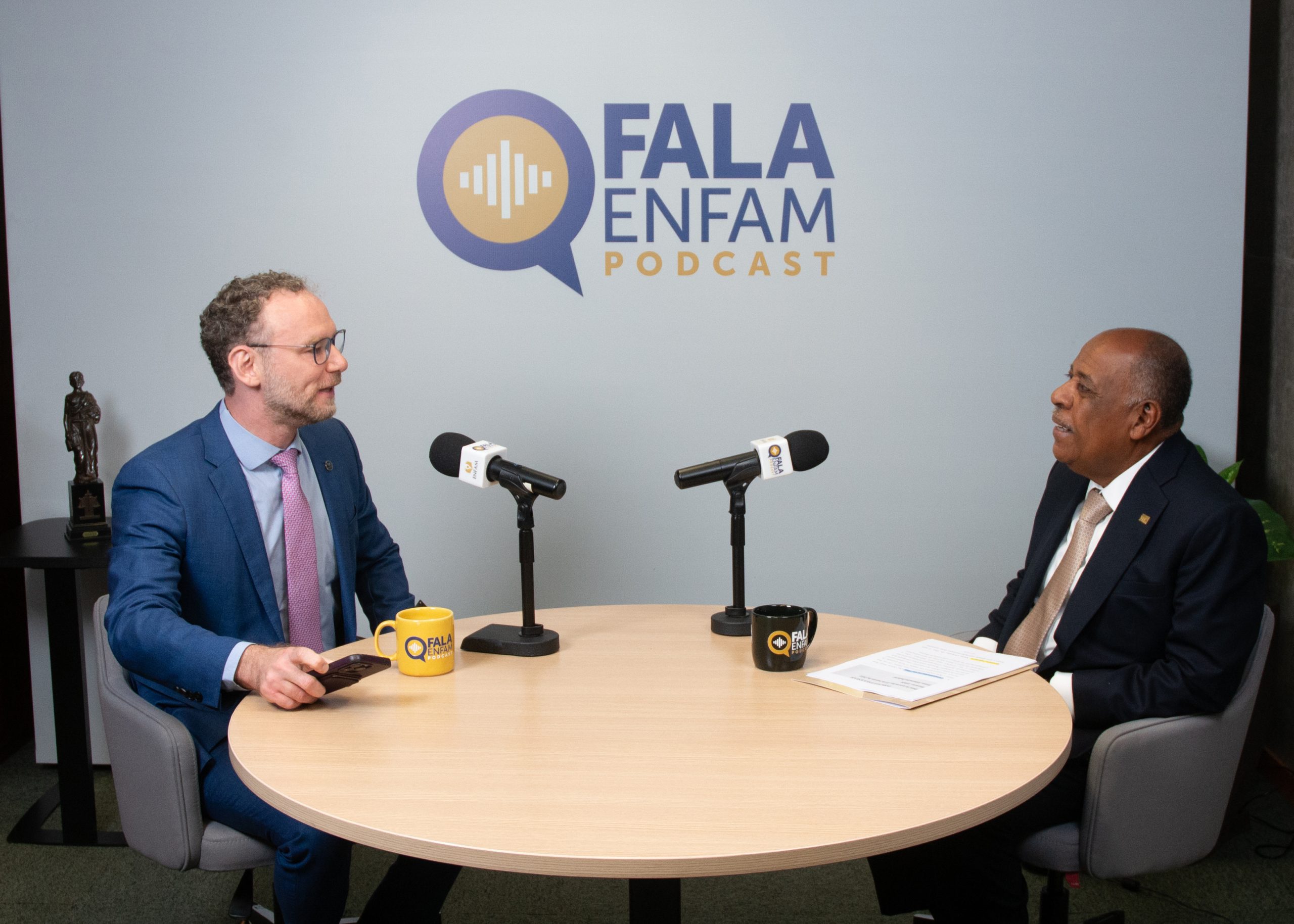 Podcast Fala Enfam
