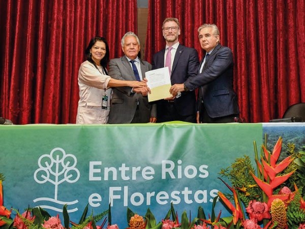 Magistratura-firma-compromisso-historico-com-a-Amazonia-na-Carta-de-Santarem