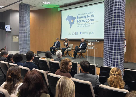 Enfam e Enaju iniciam Encontro de Aperfeiçoamento do Fofo